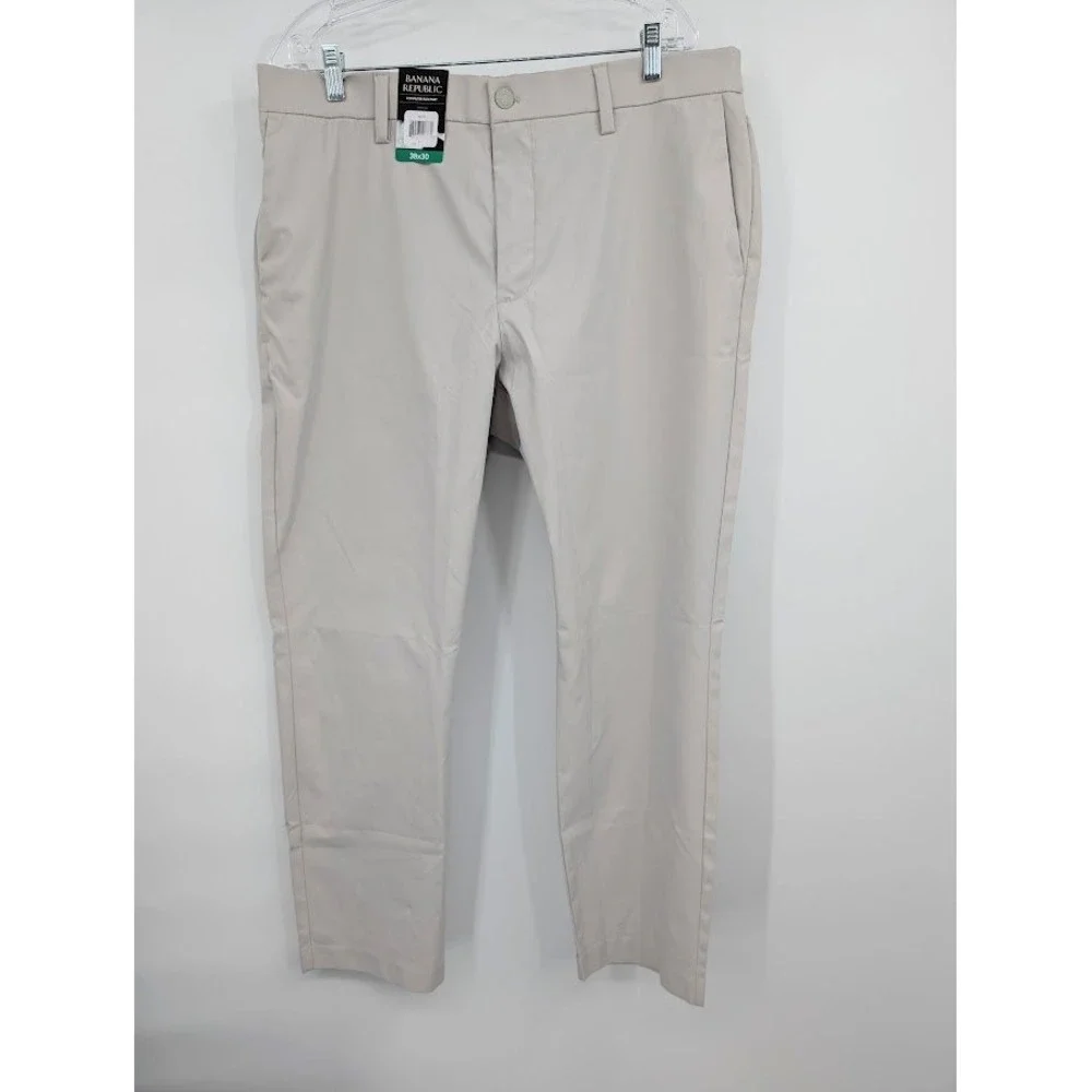Banana Republic Men's Commuter Flex Pant Flat Front Khaki NWT sz 38x30